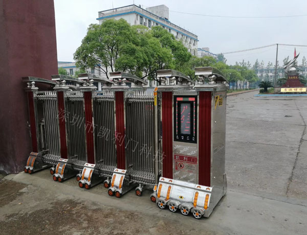 伸縮門的價(jià)格是怎么算的